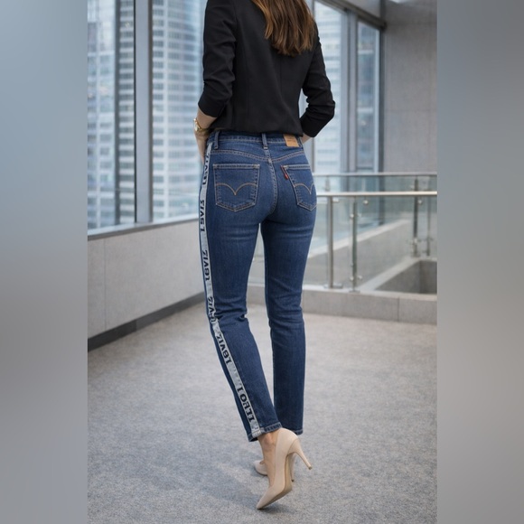 Levi’s 502™ Regular Taper Jeans – Men’s W28 L28 - Picture 3 of 11